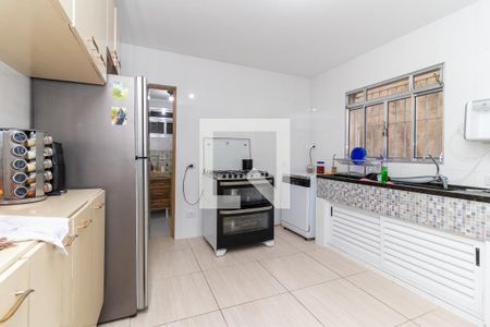 Casa à venda com 130m², 4 quartos e 2 vagas Casa à venda com 130m², 4 quartos e 2 vagasCasa 2 - Cozinha