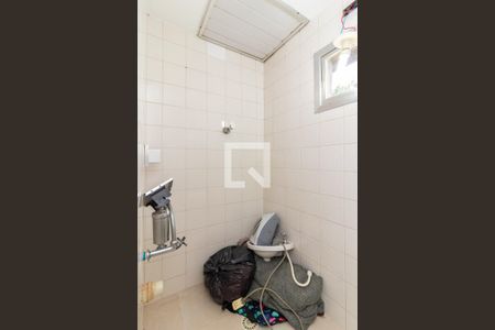 Casa à venda com 130m², 4 quartos e 2 vagas Casa à venda com 130m², 4 quartos e 2 vagasCasa 2 - Lavabo