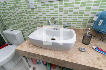 Casa à venda com 130m², 4 quartos e 2 vagas Casa à venda com 130m², 4 quartos e 2 vagasCasa 2 - Banheiro da Suíte 1