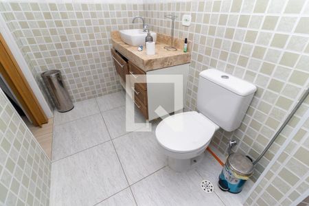 Casa à venda com 130m², 4 quartos e 2 vagas Casa à venda com 130m², 4 quartos e 2 vagasCasa 2 - Banheiro