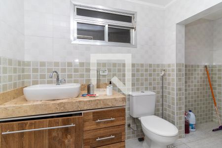 Casa à venda com 130m², 4 quartos e 2 vagas Casa à venda com 130m², 4 quartos e 2 vagasCasa 2 - Banheiro