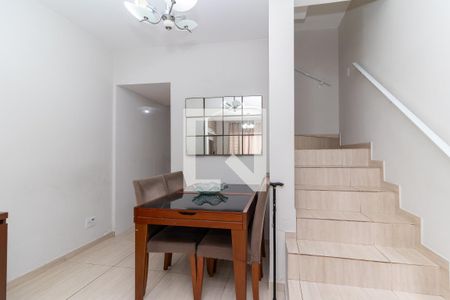 Casa à venda com 130m², 4 quartos e 2 vagas Casa à venda com 130m², 4 quartos e 2 vagasCasa 2 - Sala de Jantar