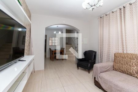 Casa à venda com 130m², 4 quartos e 2 vagas Casa à venda com 130m², 4 quartos e 2 vagasCasa 2 - Sala