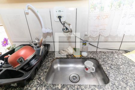 Casa à venda com 130m², 4 quartos e 2 vagas Casa à venda com 130m², 4 quartos e 2 vagasCasa 1 - Cozinha