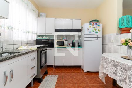 Casa à venda com 130m², 4 quartos e 2 vagas Casa à venda com 130m², 4 quartos e 2 vagasCasa 1 - Cozinha