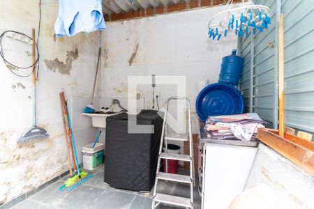 Casa à venda com 130m², 4 quartos e 2 vagas Casa à venda com 130m², 4 quartos e 2 vagasCasa 1 - Área de Serviço