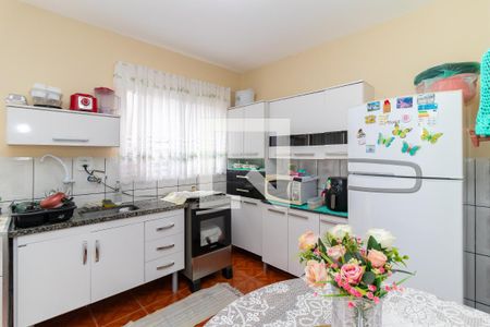Casa à venda com 130m², 4 quartos e 2 vagas Casa à venda com 130m², 4 quartos e 2 vagasCasa 1 - Cozinha