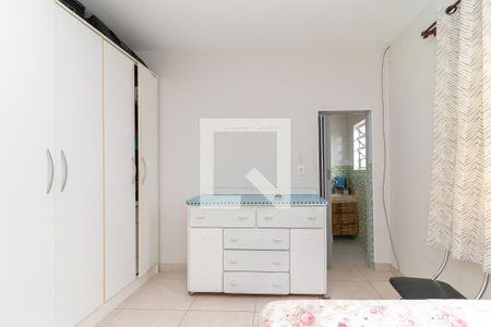 Casa à venda com 130m², 4 quartos e 2 vagas Casa à venda com 130m², 4 quartos e 2 vagasCasa 2 - Quarto 1 Suíte