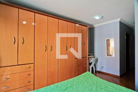 Casa à venda com 140m², 3 quartos e 4 vagasSuíte