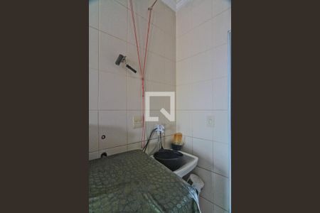 Casa à venda com 140m², 3 quartos e 4 vagasÁrea de Serviço