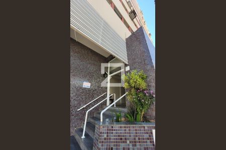 Apartamento à venda com 100m², 4 quartos e sem vagaFachada