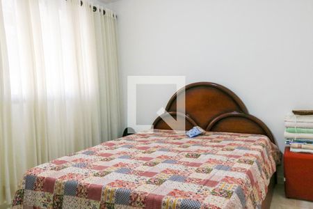 Apartamento à venda com 120m², 3 quartos e 3 vagasQuarto 2