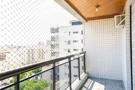 Apartamento à venda com 120m², 3 quartos e 3 vagasVaranda do Quarto Suite