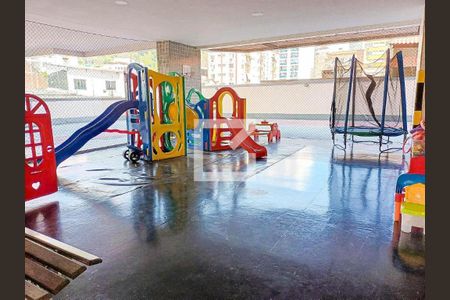 Apartamento à venda com 120m², 3 quartos e 3 vagasÁrea comum - Playground
