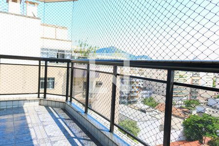 Apartamento à venda com 120m², 3 quartos e 3 vagasVaranda do Quarto Suite