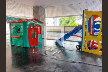 Apartamento à venda com 120m², 3 quartos e 3 vagasÁrea comum - Playground