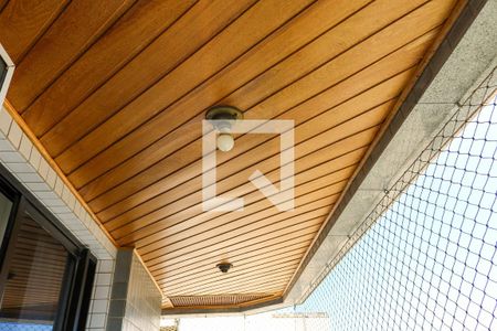 Apartamento à venda com 120m², 3 quartos e 3 vagasVaranda do Quarto Suite