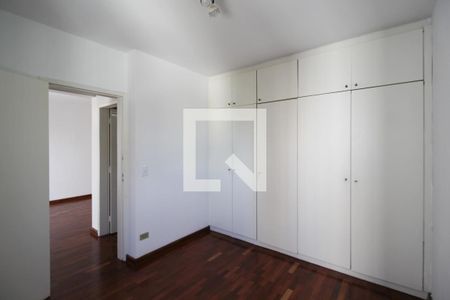 Quarto  de apartamento para alugar com 2 quartos, 68m² em Indianópolis, São Paulo
