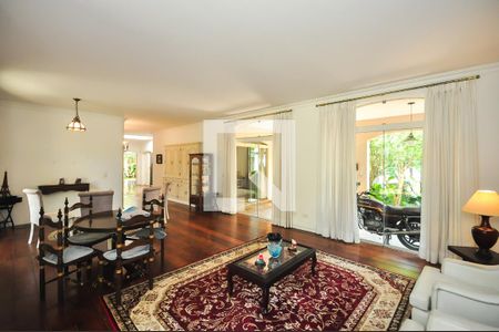 Apartamento à venda com 590m², 4 quartos e 4 vagas Apartamento à venda com 590m², 4 quartos e 4 vagasSala