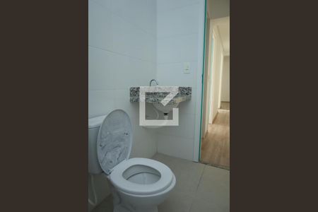 Apartamento para alugar com 48m², 2 quartos e sem vagaBanheiro