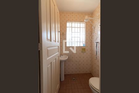 Casa à venda com 119m², 2 quartos e sem vaga Casa à venda com 119m², 2 quartos e sem vagaBanheiro