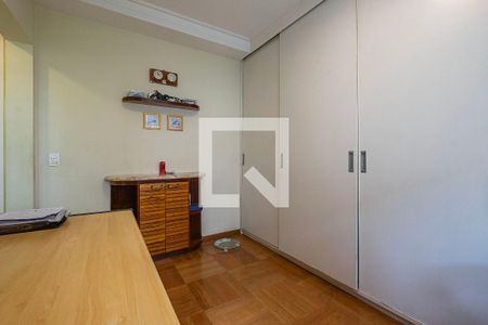 Apartamento à venda com 194m², 3 quartos e 4 vagas Apartamento à venda com 194m², 3 quartos e 4 vagasSuíte 2