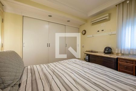 Apartamento à venda com 194m², 3 quartos e 4 vagas Apartamento à venda com 194m², 3 quartos e 4 vagasSuíte 3