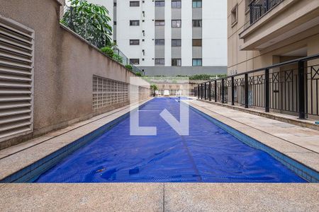 Apartamento à venda com 194m², 3 quartos e 4 vagas Apartamento à venda com 194m², 3 quartos e 4 vagasPiscina