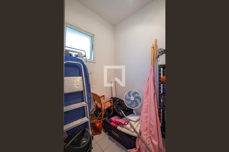 Apartamento à venda com 194m², 3 quartos e 4 vagas Apartamento à venda com 194m², 3 quartos e 4 vagasÁrea de Serviço - Quarto