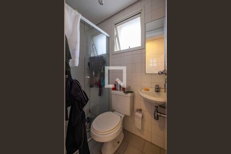 Apartamento à venda com 194m², 3 quartos e 4 vagas Apartamento à venda com 194m², 3 quartos e 4 vagasÁrea de Serviço - Quarto