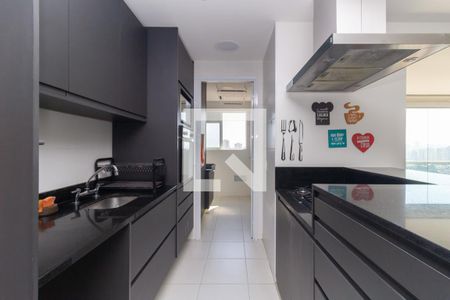 Apartamento para alugar com 100m², 2 quartos e 2 vagas Apartamento para alugar com 100m², 2 quartos e 2 vagasCozinha
