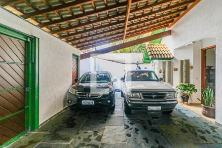 Casa à venda com 270m², 3 quartos e 3 vagasGaragem