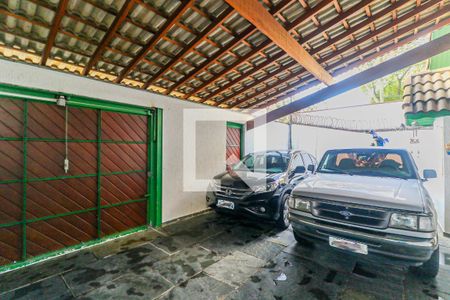 Casa à venda com 270m², 3 quartos e 3 vagasGaragem