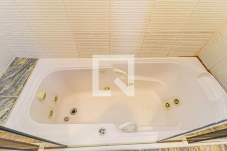 Casa à venda com 270m², 3 quartos e 3 vagasBanheiro Suíte