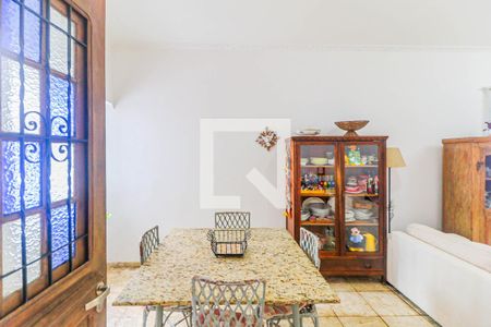 Sala de casa à venda com 3 quartos, 270m² em Chácara Monte Alegre, São Paulo