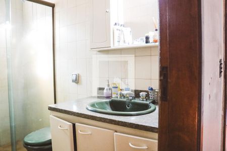 Casa à venda com 181m², 3 quartos e 1 vaga Casa à venda com 181m², 3 quartos e 1 vagaBanheiro da Suíte