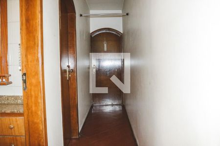 Casa à venda com 181m², 3 quartos e 1 vaga Casa à venda com 181m², 3 quartos e 1 vagaCorredor