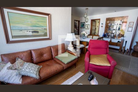 sala de apartamento para alugar com 3 quartos, 116m² em Ingá, Niterói