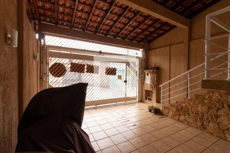 Casa à venda com 183m², 3 quartos e 2 vagas Casa à venda com 183m², 3 quartos e 2 vagasGaragem