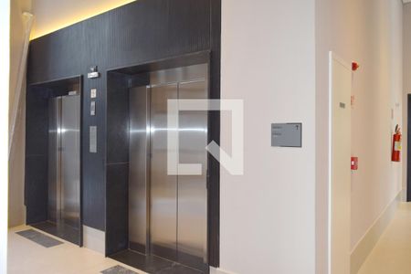 Studio para alugar com 25m², 1 quarto e sem vagaHall elevadores