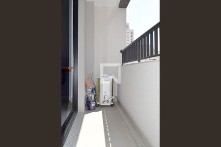 Varanda de kitnet/studio para alugar com 1 quarto, 25m² em Pinheiros, São Paulo