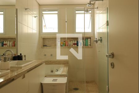 Apartamento à venda com 120m², 3 quartos e 2 vagasBanheiro da Suíte 1