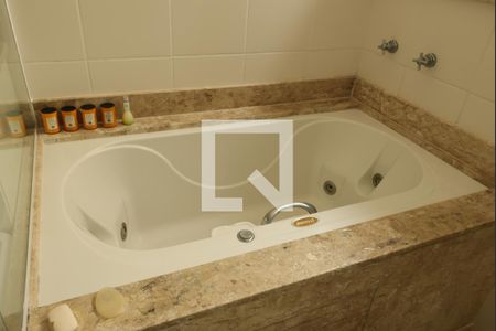 Apartamento à venda com 120m², 3 quartos e 2 vagasBanheiro da Suíte 1