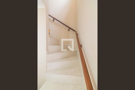 Escada de casa à venda com 3 quartos, 120m² em Jardim Stella, Santo André