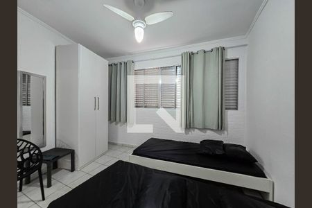 Quarto 2 de apartamento para alugar com 2 quartos, 47m² em Jardim Las Palmas, Guarujá