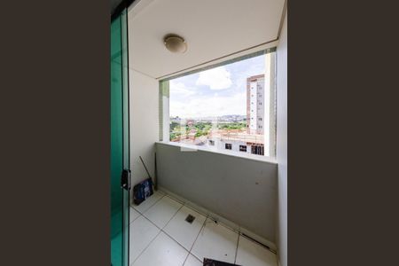 Varanda de apartamento para alugar com 3 quartos, 157m² em João Pinheiro, Belo Horizonte