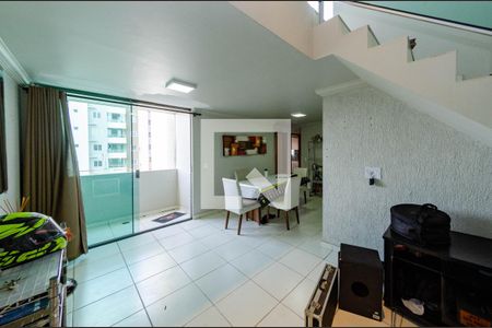 Sala de apartamento para alugar com 3 quartos, 157m² em João Pinheiro, Belo Horizonte