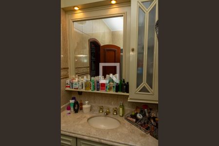 Casa de condomínio para alugar com 351m², 4 quartos e 3 vagasBanheiro suite 3