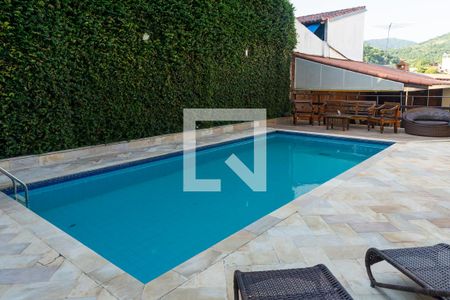 Casa de condomínio para alugar com 351m², 4 quartos e 3 vagasÁrea externa - Piscina