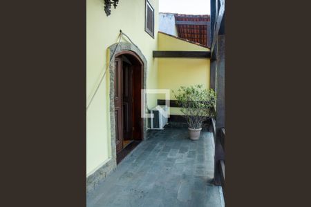 Casa de condomínio para alugar com 351m², 4 quartos e 3 vagasVaranda do quarto 3